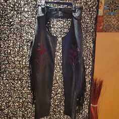 Nwot Custom Made Riding Chaps With Fringes That Are Yours For The Keeping! Special Orders Were Nonrefundable As These Did Not Fit Quite As Expected. Cowboy Vampire, Country Goth, Black Chaps, Cowboy Chaps, Riding Chaps, Leather Chaps, Cowgirl Costume, To Color, Lady In Red