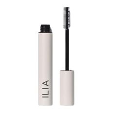 ILIA BEAUTY'S Limitless Lash Mascara is an award-winning clean mascara that goes above and beyond the expectations of any natural mascara. Buildable and flake-free, this 99% naturally derived mascara lifts, curls, lengthens and adds just the right amount of volume This lightweight and nourishing mascara is made with a blend of organic bee and carnauba waxes to weightlessly condition each lash, while still keeping them lifted throughout the day. Gentle enough for sensitive eyes, the 99% natural a Ashley Brooke Designs, Chanel Lip, Ilia Beauty, Affordable Beauty Products, Natural Mascara, Beautiful Lipstick, Ashley Brooke, Lash Mascara, After Midnight