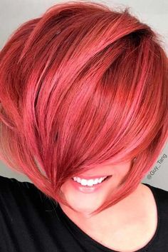 Red Hair Pictures, Red Bob Hair, Short Purple Hair, Red Hair Men, Round Hair Brush, Short Red Hair, Guy Tang, Hair Powder, Chin Length Hair