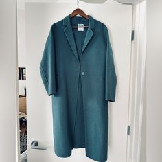 - Size 38 - 98% Wool; 2% Cotton - Great Condition; Bought In ~2020 But Wore Only Very Occasionally - Real Color Is Much More Green Than The Picture From Official Website; Color Is More Accurate In Pic 1 And 2 Green Fitted Outerwear For Daywear, The Color Green, Green Grey, Wool Coat, Green Colors, Green And Grey, Gray Color, Jackets & Coats, Jackets For Women