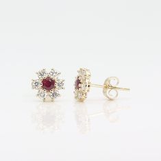 ---SUMMER BIG SALE--- ----- ALL ITEMS 30% OFF ----- ◈ Please check our shop ---> https://etsy.me/3gRYuhE 14k Ruby Flower Diamond Earrings / 14k Flower Cluster Stud Earrings / Ruby Earrings /14k Diamond Flower Earring / Diamond Stud Earrings / Single or Pair ● Earring Details ● - Single or Pair - 14k Solid White Gold. Rose Gold. Yellow Gold - Earring Height: 8.2 mm x 8.2 mm - Center Stone: Natural Ruby 0.10ct (3.0mm) - Side Stone: Diamond 0.30ct (2.3mm) - Number Of Diamond: 6 Diamonds (EACH) - Di Flower Diamond Earrings, Ruby Flower, Gold Bar Earrings, Flower Cluster, Flower Earring, Ruby Earrings, Diamond Stud Earrings, Gold Earring, Diamond Flower