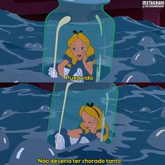 a cartoon character in a glass bottle with the caption, puravida no devera ter chrodo tanto