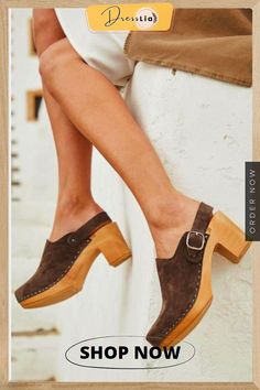 Chunky High Heel Clog Sandals with Strap Clog Sandals Outfit, Bohemian Shoes, Large Leather Handbags, High Heel Clogs, Brown Clogs, Swedish Clogs, Black Clogs, Wooden Clogs, Clog Heels