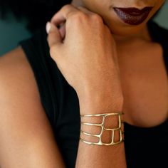 Organic cage cuff in sterling silver or brass. - 1 1/2” wide - 5.5" around with a 1" gap, can be slightly adjusted Megan Hart, Tiled Quilt, Unusual Jewelry, Nature Inspired Jewelry, Nature Bracelets, Ring Bracelet, Earring Necklace, Ring Necklace, Lattice