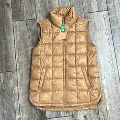 Nwt Gap Lightweight Quilted Puffer Vest Color: Camel Size: Small {But Oversized Fit} Puff Vest, Quilted Puffer Vest, Lightweight Quilt, Gap Jackets, Puffer Vest, Camel, Gap, Puffer, Jackets & Coats