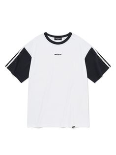 This casual T-shirt features color-blocking design to create sporty mood. It is made from comfortable 20's single cotton jersey.- Ribbed round neck- Logo embroidery at front - Double stripe tapes at sleeves- Point logo label at hem- Loose fit- Unisex wear- Tentar and tumble finish to minimize distortion after wash Relaxed Fit Crew Neck T-shirt With Contrast Color, Casual Streetwear T-shirt With Side Stripes, Short Sleeve Sports T-shirt With Contrast Color, White Relaxed Fit T-shirt With Three Stripes, White Varsity T-shirt For Streetwear, White Relaxed Fit T-shirt With Contrast Stripes, Sporty T-shirt With Contrast Color For Streetwear, College Crew Neck T-shirt With Contrast Color, Sportswear Crew Neck Top With Contrast Stripes