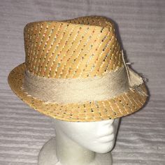 Nice Nwot Ladies Paper Fedora Icing Brand With Headband And Bow Multicolor Weave Style Flower Bucket Hat, Cabbie Hat, Straw Hat Beach, Branded Caps, Straw Fedora Hat, Straw Fedora, Weave Style, Love Hat, Blue Ombre