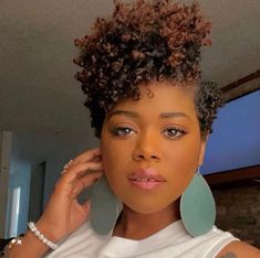 Female Wavers, Natural Tapered Cut, Tapered Natural Hair Cut, Natural Hair Haircuts, Cabello Afro Natural, Short Natural Curly Hair, Tapered Natural Hair, Natural Hair Cuts, Tapered Hair