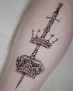 Royal Tattoo, Mcgregor Wallpapers, Holy Tattoos, Crown Tattoo Men, Long Tattoo, Black And Gray Tattoo, Gothic Tattoos, Gray Tattoo, All Black Tattoos