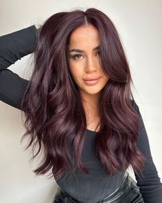 Cool Toned Burgundy Hair, Bordeaux Hair Color, Black Plum Hair, Hot Purple Hair, Plum Hair Colour, Burgundy Purple Hair, Plum Burgundy Hair, Plum Purple Hair, Pelo Color Borgoña