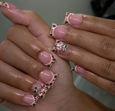 short nails. shorties nails. shorties. pink nails. duck nails. duck tip nails. cheetah print nails short