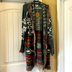 Bnwt Bibi Aztec Cardigan, Size Medium. Absolutely Beautiful!! So Soft!! It Is Oversized. Reminds Me Of Beth From Yellowstone :) Beth From Yellowstone, Boho Sweaters, Miami Style, Aztec Cardigan, Boho Clothes, Boho Sweater, Tie Front Cardigan, Puff Long Sleeves, Cold Shoulder Sweater