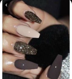 Shiny Nails Designs, White Coffin Nails, Brown Nail Polish, Brown Nails Design, Holiday Nails Christmas, Nagellack Trends, Glittery Nails, Colorful Nail, Cute Spring Nails