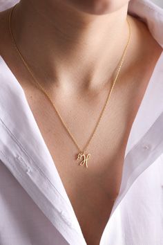 14k Gold Initial Necklace With Butterfly , Initial Necklace , Personalized Necklace , Letter Necklace, Personalized Gift ,Butterfly necklace Gold , Rose gold, Silver Dimensions Pendant height: 8 Millimetres; Pendant width: 4 Millimetres Mothers Day Gift - Mothers Day Gift - Perfect for Christmas Gift - Personalized Handmade Silver Jewelry crafted with love from solid sterling silver in TEXAS. ►HOW TO ORDER 1- Please select your preferred chain length from the menu. 2- Please select your preferre Pendant With Initials, H Pendant Letter, Letter Jewelry Initials, H Necklace Initial, H Letter Necklace, Initial Necklace K, Gold Letter Necklace Initials, Butterfly Gold Pendant, Mother's Day Butterfly Charm Pendant Necklace