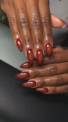 BIG LO the almond slayer on Instagram: "Blood orange., 🩸🍊 . . Habanero & pumpkin chai” gels @sugarandcream 🌶️🎃☕️ . . Medium almond” tips @nailedbycleo_shoppe code: DBL10 . . #auranails #burgundy #burgundynails #burntorange #burntorangenails #aura #almondnails #shortnails #prettynails #nailart #naildesigns #dfwnailtech #dallasnailtech #dfwnails #dallasnails #licensednailtech #blacknailtech" Ombre Aura Nails, Aura Nails Fall Colors, Brownish Red Nails, Almond Aura Nails, Brown Aura Nails, Almond Tips, Pumpkin Chai, Medium Almond, Burgundy Nails