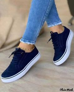 Color: blue, Size: US5.5 Comfortable Blue Lace-up Sneakers, Blue Casual Lace-up Shoes With Round Toe, Trendy Round Toe Canvas Shoes With Laces, Trendy Blue Sneakers With Flat Heel, Trendy Blue Flat Heel Sneakers, Trendy Canvas Shoes With Round Toe And Laces, High-top Sneakers With Front Lace-up For Spring, High-top Sneakers With Front Lace-up Fastening For Spring, Spring High-top Sneakers With Front Lace-up Fastening