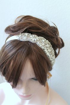 Bridal Silver Gold or Rose gold Crystal Pearl Headband. | Etsy Crown Vintage, Applique Wedding, Tiara Crown, Rose Gold Crystal, Rhinestone Appliques, Hair Jewelry Wedding, Beaded Applique, Pearl Headband, Wedding Headpiece