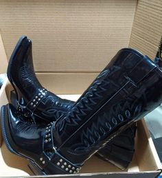 Black Studded Cowboy Boots, Gothic Cowgirl Boots, Emo Cowboy Boots, Goth Cowgirl Boots, Outlaw Outfit, Cowboy Boots Aesthetic, Alt Shoes, Custom Cowboy Boots