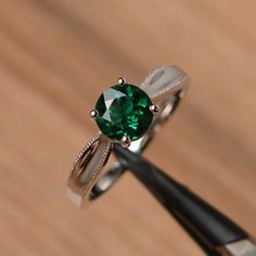 lab emerald ring solitaire ring anniversary ring sterling silver ring round cut green gemstone ring Pink Morganite Engagement Ring, Rings Emerald, Elegant Rings, Green Gemstone Ring, Emerald Rings, Cushion Cut Ring, Simple Ring, Morganite Engagement Ring, May Birthstone