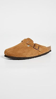 Natural lamb shearling, from New Zealand Leather: Lambskin suede Regular fit Clog silhouette Buckle at side Rounded toe EVA sole Made in Germany This item cannot be gift-boxed | Birkenstock Boston Shearling Sandals Boston Shearling, Birkenstock Boston Shearling, Shearling Sandals, Birkenstock Sandals Arizona, Mens Designer Shoes, Birkenstock Sandals, Birkenstock Boston, Birkenstock Boston Clog, Birkenstock Shoes