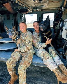 Working Dog Breeds, Air Force Pictures, Army Basic Training, Air Force Women, Job Inspiration, Army Usa, Female Marines, Army Pics, Working Dog