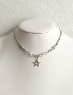 Silver Beaded Necklace With Star Charm As Gift, Trendy Handmade Star-shaped Necklace, Silver Crystal Necklace With Star Charm, Y2k Star Necklace, Jewelry Streetwear, Star Necklace Silver Y2k, Y2k Star, Streetwear Jewelry, Celestial Pendant