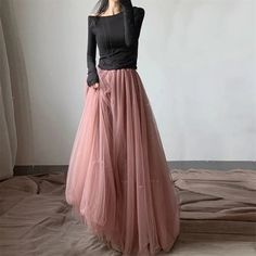 Tulle Skirt Winter, Rok Tile, Tule Rok, Gonna In Tulle, Skirt Winter, French Pink, Princess Ball Gowns, Ball Gown Skirt, Winter Fabric