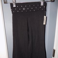 P.S. Aeropostale Black Yoga Pants W/Gems Size 4 Girls New Black Yoga Pants, 4 Girls, Black Yoga, Girly Outfits, Kids Bottoms, Aeropostale, Yoga Pants, Size 4, Gems