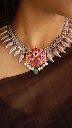 Lotus Silver Jewellery, Ambani Wedding, Antique Gold Necklace, Kids Gold Jewelry, Oxidised Silver Jewelry, Vintage Jewelry Antique, Lucky Jewelry, Anarkali Kurti