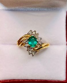 Beautiful Vintage 14k Yellow Gold Natural Oval Shape Emerald Ring 100% Natural Fine Quality Emeralds 5X4 mm Emerald(s) 0.33CT Diamond: 0.10CT Color: G Clarity: SI2 Total ring weight: 3.0 GR 14k Yellow Gold Ring sizing available free of charge For more information regarding this item feel free to reach me so I can accommodate your needs. Thank you Exquisite Oval Yellow Gold Cluster Ring, Fine Jewelry Hallmarked Oval Emerald Ring, Oval Hallmarked Emerald Ring Fine Jewelry, Oval Hallmarked Emerald Ring In Fine Jewelry Style, Classic Oval Emerald Ring Stamped 14k, 14k Yellow Gold Oval Cluster Ring, Hallmarked Oval Emerald Ring In Fine Jewelry Style, Oval Emerald Birthstone Ring In Yellow Gold, Elegant Oval Emerald Ring In Yellow Gold