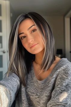 40+ Chic Silver Highlights and Gray Blending Ideas for Dark Hair - Flo's Blog Brunette Grey Blending, Natural Dark Hair, Gray Blending, Ideas For Dark Hair, Silver Highlights, Black Hair With Highlights, Dark Hair With Highlights, Silver Grey Hair