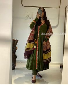 Anarkali Dress With Bandhani Dupatta, Silk Kurti Designs, Kurti Style, Casual Indian Fashion, Long Dress Design, Indian Dresses Traditional, Dress Design Patterns, Kurti Designs Party Wear