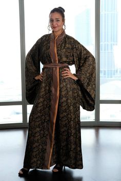 Giving you spare time inspiration , step out in this stunning metallic bronze silk kimono robe with a vibrant double-lined lapel and wide sleeves. Super sophisticated outfit to wear to brunch or bed. #furisodekimono #kimonofashion #kimonoutfit #plussizekimono #silknightgown #silkkimono #silkrobe #plussizerobes #mothersgift Furisode Kimono, Elegant Kimono, Green Kimono, Silk Dressing Gown, Plus Size Kimono, Cotton Lingerie, Bold Lip, Silk Nightgown, Kimono Robes