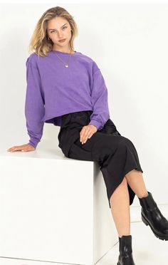 Long Sleeve Raw Edge Crop Top – Via Vay Boutique Crop Long Sleeve, Double Zero, Loose Sleeves, Small Crop Tops, Long Sleeve Tees Women, Wisteria, Raw Edge, Oversized Fits