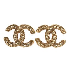 These 1993 Chanel vintage Florentine CC earrings are of 24K gold plated hardware, featuring a hammered-like lava effect and a clip on back closure.Origin: FranceCondition: Vintage; Excellent - These earrings show some discoloration on the backside and near the clip on closure.Accompanied by: Chanel boxMeasurements: 1" x .8" Vintage Chanel Jewelry Dior, Vintage Chanel Earrings, Cc Earrings, Chanel Earrings, Chanel Vintage, Chanel Jewelry, Vintage Chanel, Fendi Bags, Burberry Bag