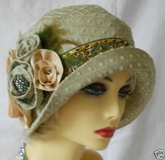 1920s Vintage Inspired Green Brocade Cloche Hat Flapper Great Gatsby Downton | eBay Style Année 20, Flapper Hat, Robes Vintage, 1920s Vintage, Ladies Hats