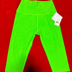 This Is Like New In Pristine Condition Only Tried Not Worn Very Chic Traditional Active Wear Casual Green Leggings For Gym, Green Stretch Sweatpants With Elastic Waistband, Green Full Length Sportswear Bottoms, Green Activewear With Elastic Waistband For Training, Green Moisture-wicking Yoga Pants For Training, Green High Waist Leggings For Sports, High Waist Green Leggings For Sports, Green High Waist Leggings For Gym, High Waist Green Leggings For Gym