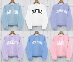 Sweatshirts Preppy, State Sweatshirts, Comfy Sweatshirts, Preppy Sweatshirts, Cute Crewneck, School Sweatshirts, Cute Shirt Designs, Casual Preppy Outfits, Cute Preppy Outfits