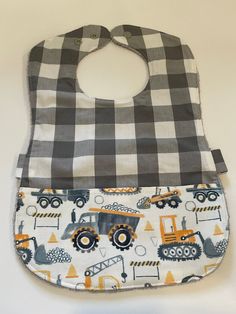 Toddler Bib, Boy Bib, Toddler Bibs, Shower Baby, Gift Boutique, Baby Bibs, Baby Shower Gift, Bibs, Baby Gift