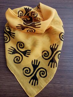 Ancient Egypt fıgure, yellow cotton bandana, unique gifts, block print  neck scarf 100% cotton fabric.  The pattern is printed with woodblock printing.  Size is 20x20 inches or 50x50 cm The fabric is 100% cotton, it is delicate and takes the shape of your head with its soft structure. There is no change in colors when washing. If you pay attention to the washing instructions, you can use it for a long time. It is recommended to wash by hand for long-time use.  It is ironed on the reverse side. I Woodblock Printing, Cotton Bandanas, Neck Scarf, Printing Center, Neck Scarves, Different Patterns, Ancient Egypt, Bandanas, Washing Instructions