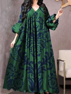 Vintage Print Dress, Baggy Dresses, Dress Elegant Long, Mode Abaya, Natural Make Up, Stylish Dress Book, Looks Black, African Dresses, African Design Dresses