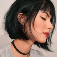 Short Bob Black Wig With Bangs Straight Synthetic Hair Wigs Fashion Natural Wig Short Haircuts With Bangs, Medium Bob Haircut, Cortes De Cabello, Bob Haircut With Bangs, Short Bob Haircuts, Penteado Cabelo Curto, Short Hair With Layers, Haircuts With Bangs, Grunge Hair