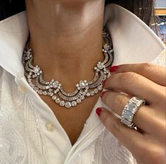 Baguette Side Stones, Bridal Necklace Designs, Neck Pieces Jewelry, The Bling Ring, Fancy Jewellery Designs, Diamond Necklace Designs, David Webb, Bridal Jewelry Collection, Diamond Choker