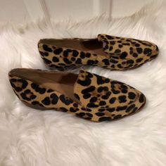 Animal Prints Flats Mocasines. Chic Brown Suede Flats, Brown Moccasins For Office Use In Fall, Brown Moccasins For Office And Fall, Leopard Print Leather Loafers For Work, Brown Fall Office Moccasins, Fall Office Brown Moccasins, Brown Flat Slip-on Oxfords, Brown Slip-on Flat Oxfords, Brown Slip-on Flats For Fall