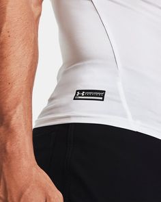 Super-light HeatGear® fabric delivers superior coverage without weighing you down|4-way stretch construction moves better in every direction|Material wicks sweat & dries really fast|Anti-odor technology prevents the growth of odor-causing microbes Fitted White Activewear For Outdoor, Functional Compression T-shirt Sweat Resistant, White Compression Nylon Tops, White Go-dry Activewear For Outdoor, White Compression Tops In Nylon, Functional White Tops With Light Support, White Functional Tops With Light Support, White Technical Go-dry Activewear, White Compression Technical Activewear