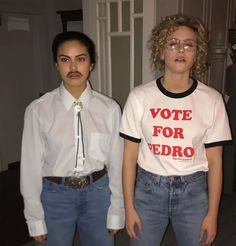 Napoleon Camila Mendes And Lili Reinhart, Riverdale Halloween Costumes, Best Celebrity Halloween Costumes, Camilla Mendes, Celebrity Costumes, Bff Halloween Costumes, Riverdale Funny