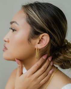 Gold Filled Rectangular Hoop Earrings L Oval Oblong Gold - Etsy Cheap Rectangular Hoop Earrings As Gift, Cheap Trendy Rectangular Hoop Earrings, Affordable Trendy Rectangular Hoop Earrings, Trendy Oblong Jewelry, Hypoallergenic Rectangular Hoop Earrings, Chunky Twists, Chunky Gold Hoop Earrings, Tarnished Jewelry, Perfect Gift For Her