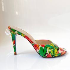 Euc Excellent Used Women's Ladies Fashion Sexy Open Toe Mule Sandal High Heels Made In Italy Brand: Loriblu Size: 40it 9us Color: Green, Red, White Black Colorful Model: 6e S40426 Sc New Luana V/12 Vernice 2b01d68p Features - High End Luxury Brand, Beautiful Quality And Unique Design - Loriblu Signature Blue Sole - Beautiful Colorful Open Toe Sandal - Patent Leather Outer, Leather Sole, Leather Inside - Classic Style With Modern Twist - Round Toe - Stiletto High Heel, Height 4.5" - Backless, San Multicolor Pointed Toe Sandals For Summer, Chic Multicolor Pointed Toe Sandals, Multicolor Summer Evening Heels, Multicolor Round Toe Sandals, Fitted Multicolor Sandals With Round Toe, Fitted Multicolor Round Toe Sandals, Multicolor High Heels For Vacation, Fitted Heels For Spring Vacation, Chic Floral Print Heels For Vacation