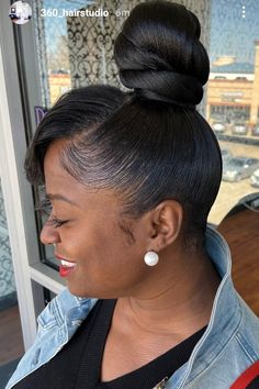 Ponytails Hairstyles, 2024 Hairstyles, Top Knot Bun, High Ponytail Hairstyles, Sleek Ponytail Hairstyles, Knot Bun, Bun Styles, Braided Cornrow Hairstyles, High Bun