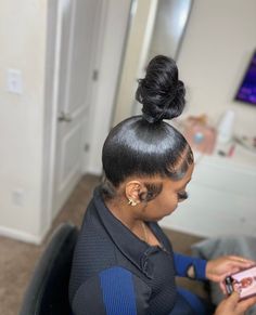 Girly Hairstyles, Black Ponytail Hairstyles, Curly Hair Styles Easy, Hair Ponytail Styles, Sleek Ponytail, Ponytail Styles, Black Girls Hairstyles